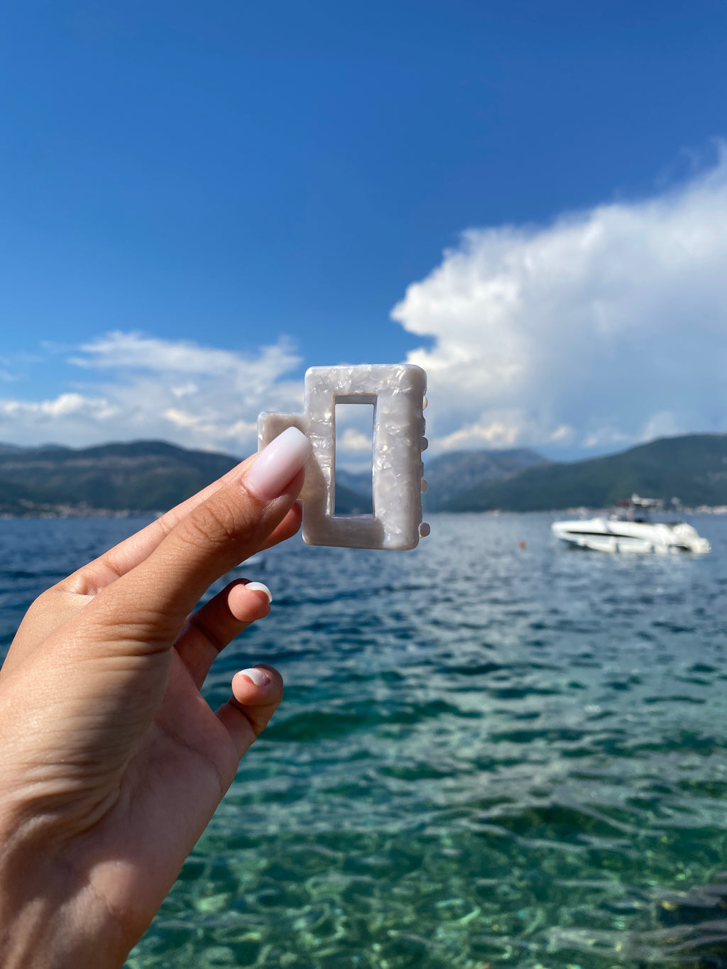 CLOUD Clip